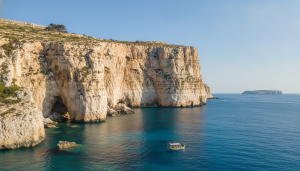 découvrez les plus beaux paysages de malte, où falaises vertigineuses et lagons bleus se rencontrent pour offrir des panoramas à couper le souffle.